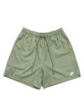 NIKE CLUB FLOW SHORT-OIL GREEN/WHITE