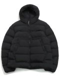 【送料無料】C.P.COMPANY CHROME-R GOGGLE DOWN JACKET BLACK