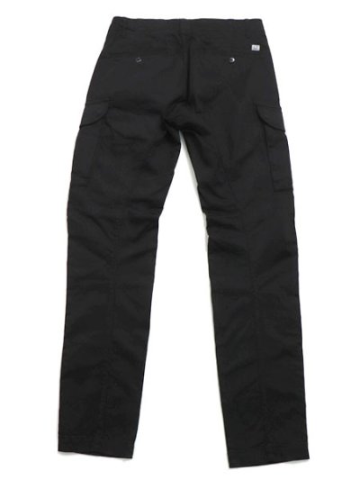 画像2: 【送料無料】C.P.COMPANY LENS DOUBLE CARGO PANT STRETCH SATIN BLK