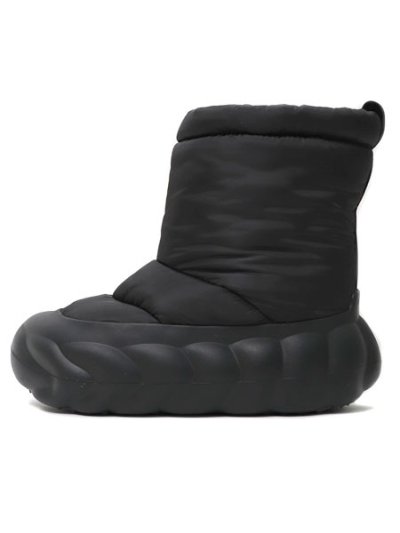 画像1: 【送料無料】crocs OVERPUFF BOOTS BLACK