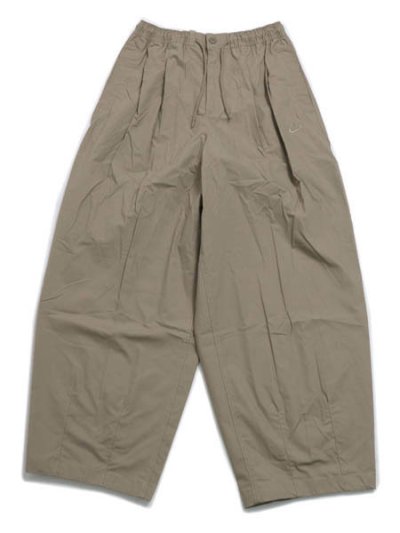 画像1: 【送料無料】NIKE CLUB BALLOON PANT-KHAKI/KHAKI