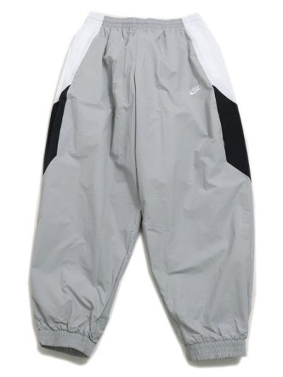 画像1: 【送料無料】NIKE OVERSIZED WOVEN TRACK PANT-LT SMOKE GY