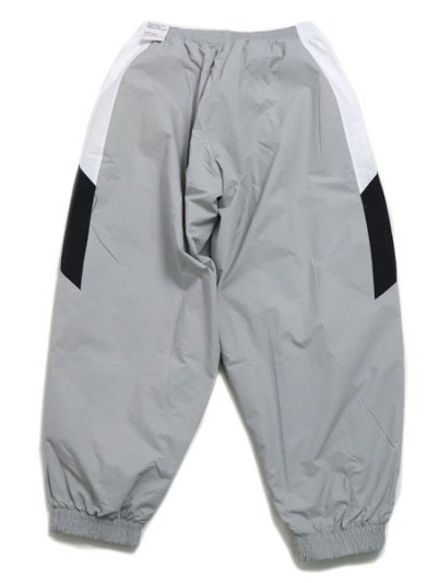 画像2: 【送料無料】NIKE OVERSIZED WOVEN TRACK PANT-LT SMOKE GY