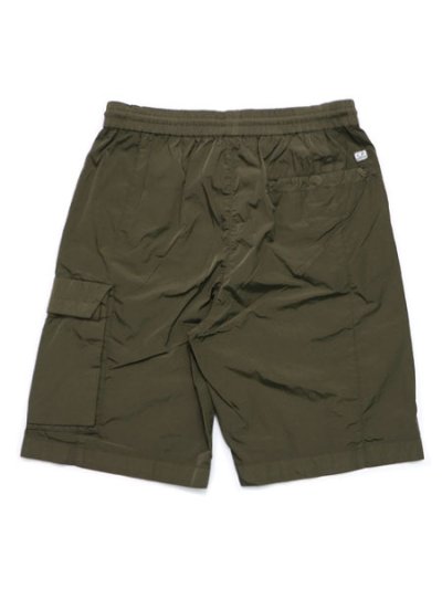 画像2: 【送料無料】C.P.COMPANY CHROME-R CARGO SHORTS IVY GREEN