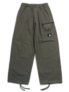 画像1: 【送料無料】C.P.COMPANY PEACH CARGO PANTS GRAPE LEAF (1)