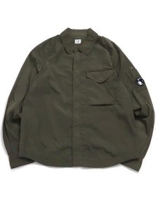 画像1: 【送料無料】C.P.COMPANY CHROME-R FULL ZIP OVERSHIRT IVY GREEN (1)